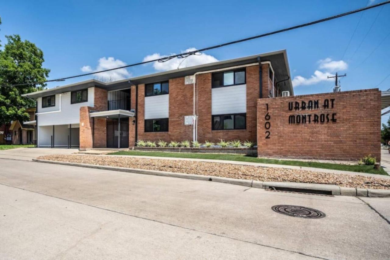 Roomy Urban Apartment Montrose! Free Parking #3 هيوستن المظهر الخارجي الصورة