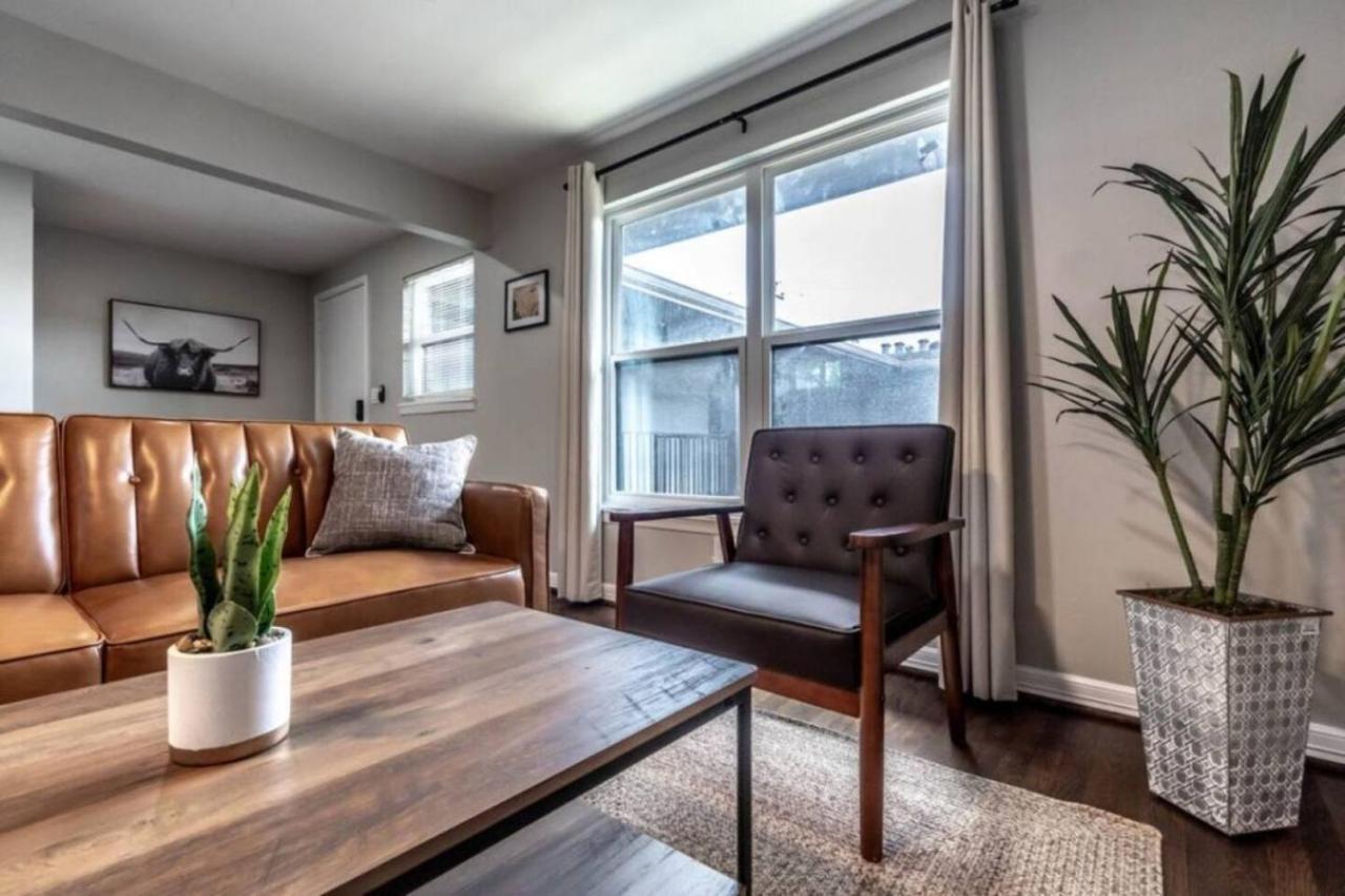 Roomy Urban Apartment Montrose! Free Parking #3 هيوستن المظهر الخارجي الصورة